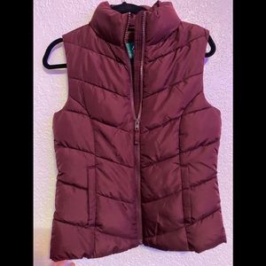 BRAND NEW aeropostale puffer vest!